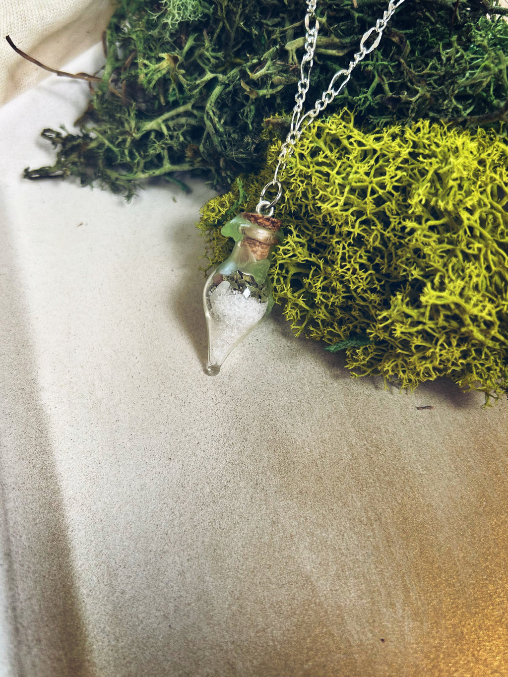 Good luck potion spell necklace and deathly earrings , Wizard jewelry , spells , hollows, magic accessories