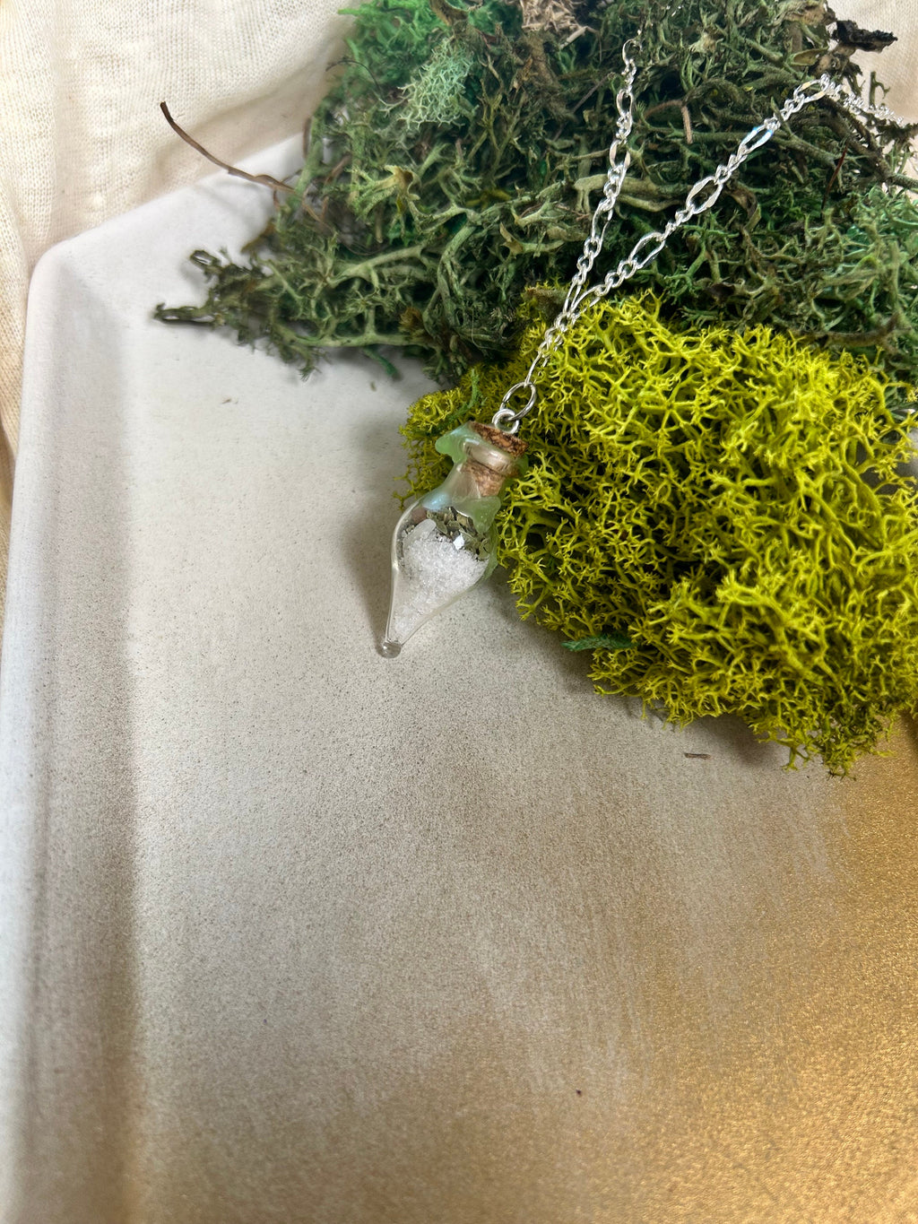 Good luck potion spell necklace and deathly earrings , Wizard jewelry , spells , hollows, magic accessories