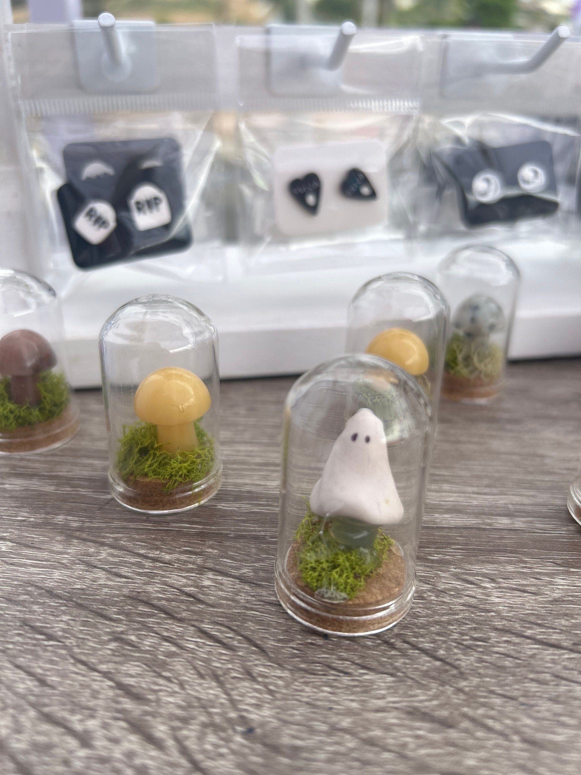 Tiny Pet Ghost Terrarium: Crystal Mushroom Moss Garden Decor